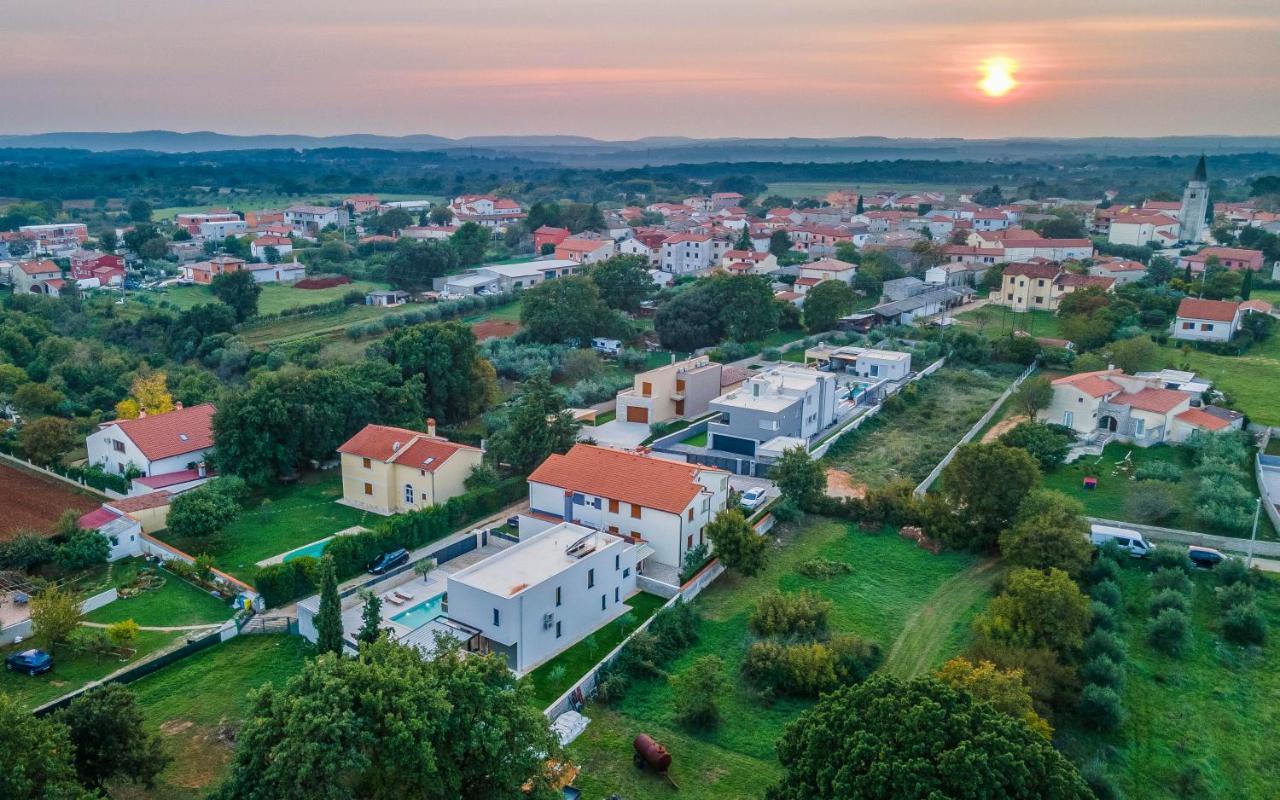 Istriensonne 0005 - Villa Maristra Mit Pool Šišan Exterior foto